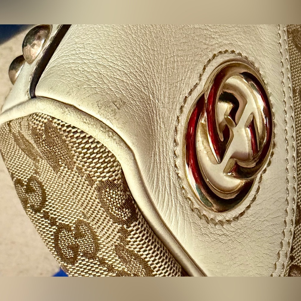 Gucci Britt Boston Bag - Picture 16 of 16